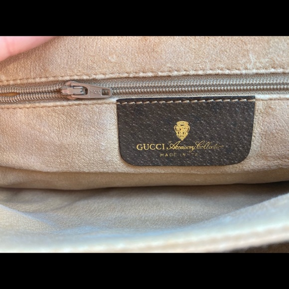 Authentic Vintage Gucci Clutch - Picture 3 of 5